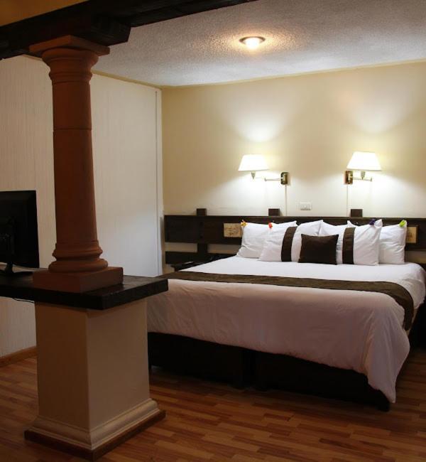 Hotel Mision Ксалапа Екстериор снимка