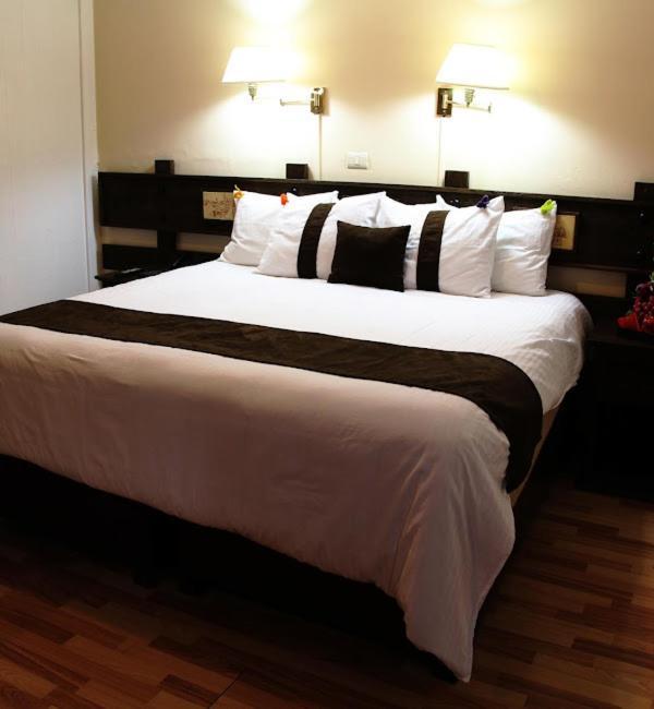 Hotel Mision Ксалапа Екстериор снимка
