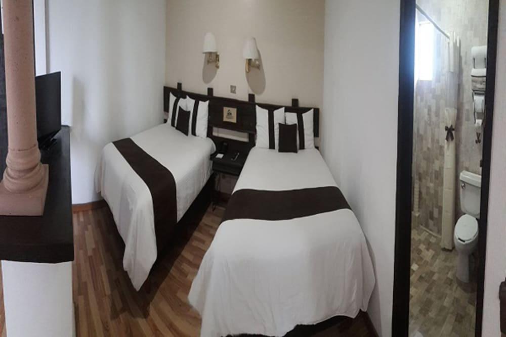 Hotel Mision Ксалапа Екстериор снимка