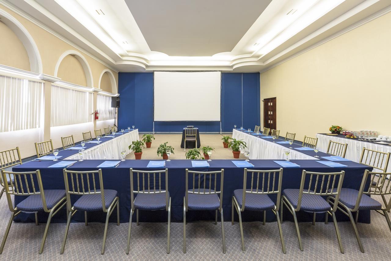 Hotel Mision Ксалапа Екстериор снимка