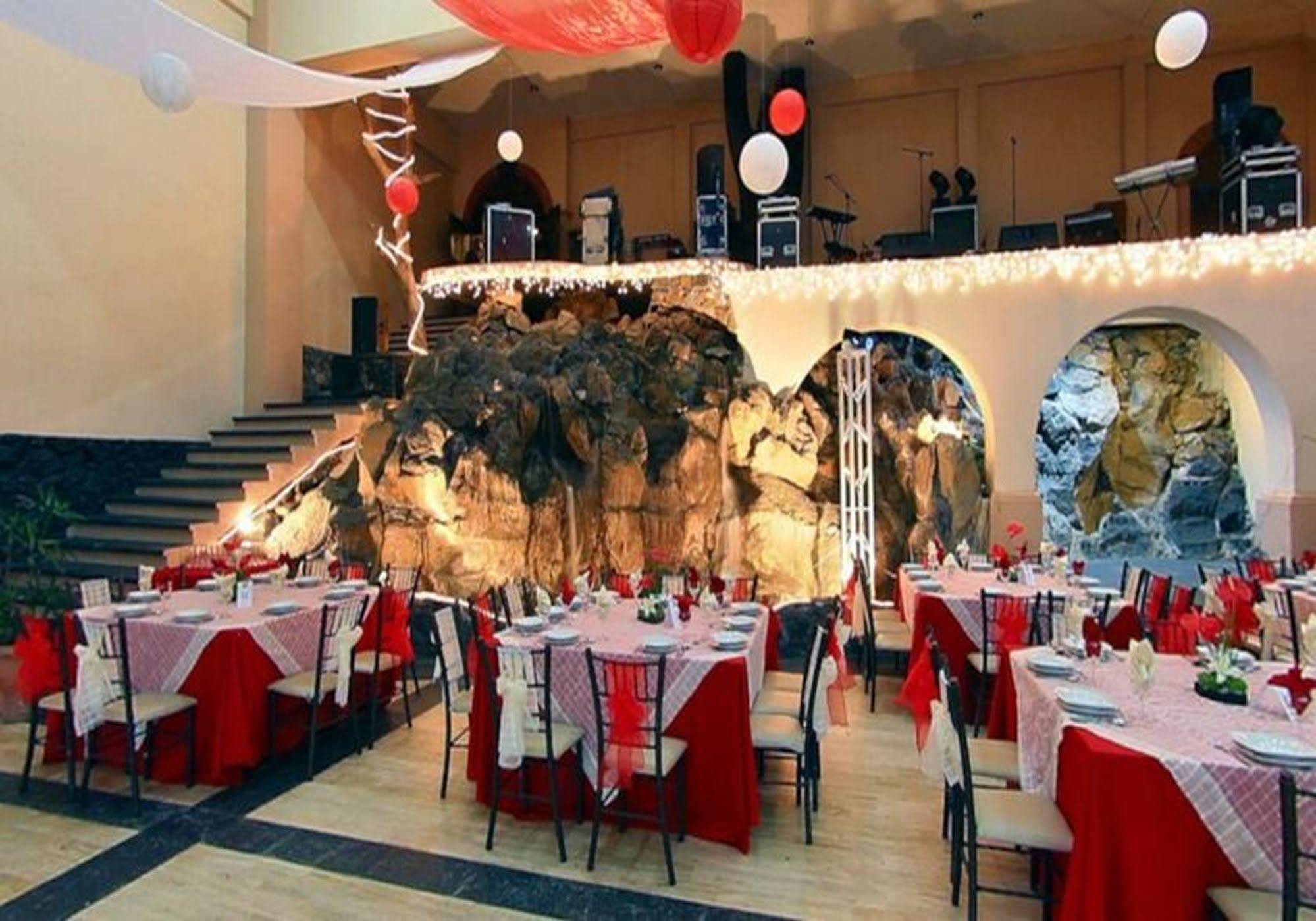 Hotel Mision Ксалапа Екстериор снимка